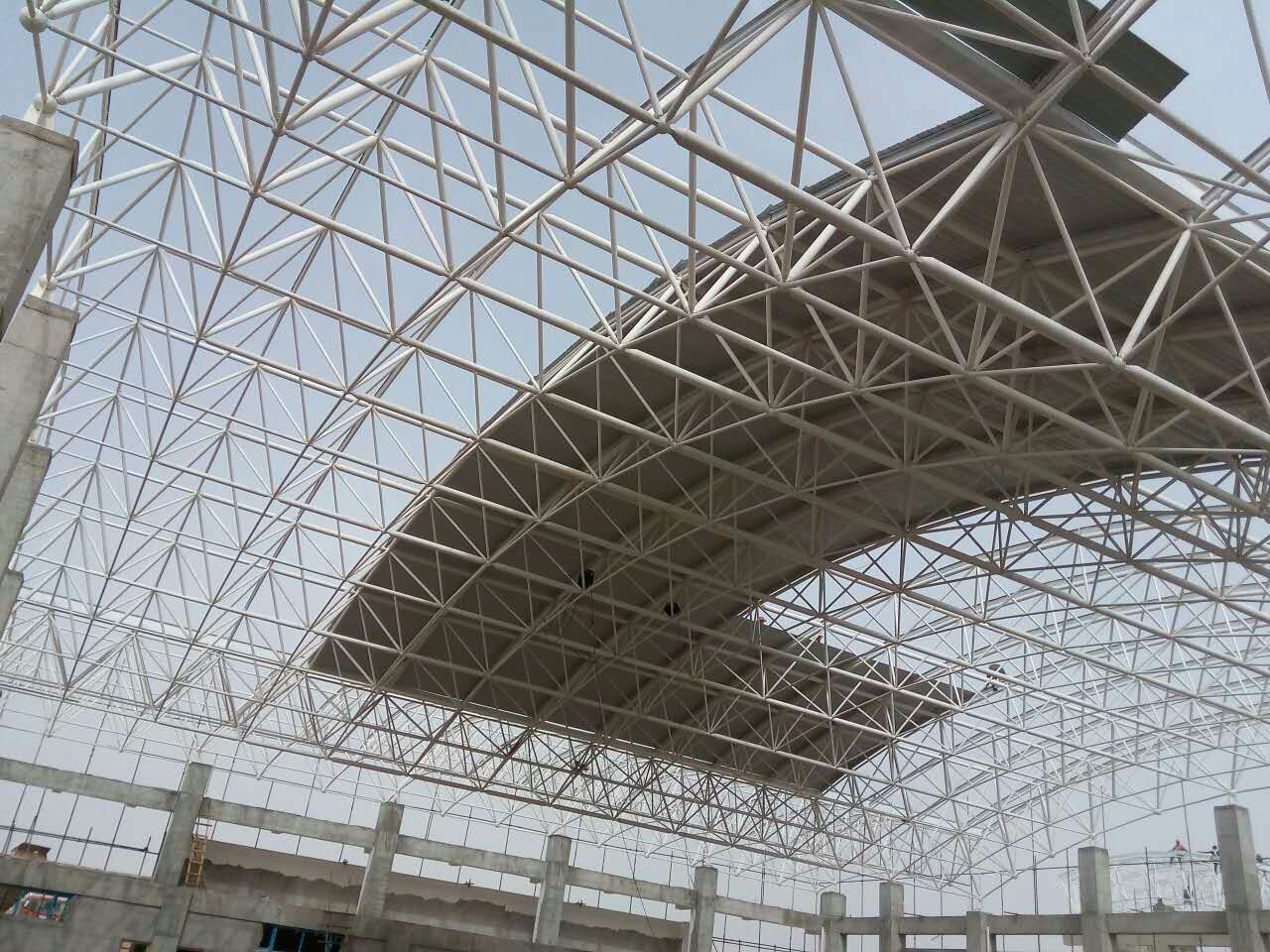 北宁青岛一汽网架